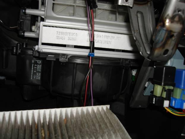 C:\Documents and Settings\Paulk\Desktop\Flex Innovations\Installs\Cabin Air Filter\DSC02743.JPG